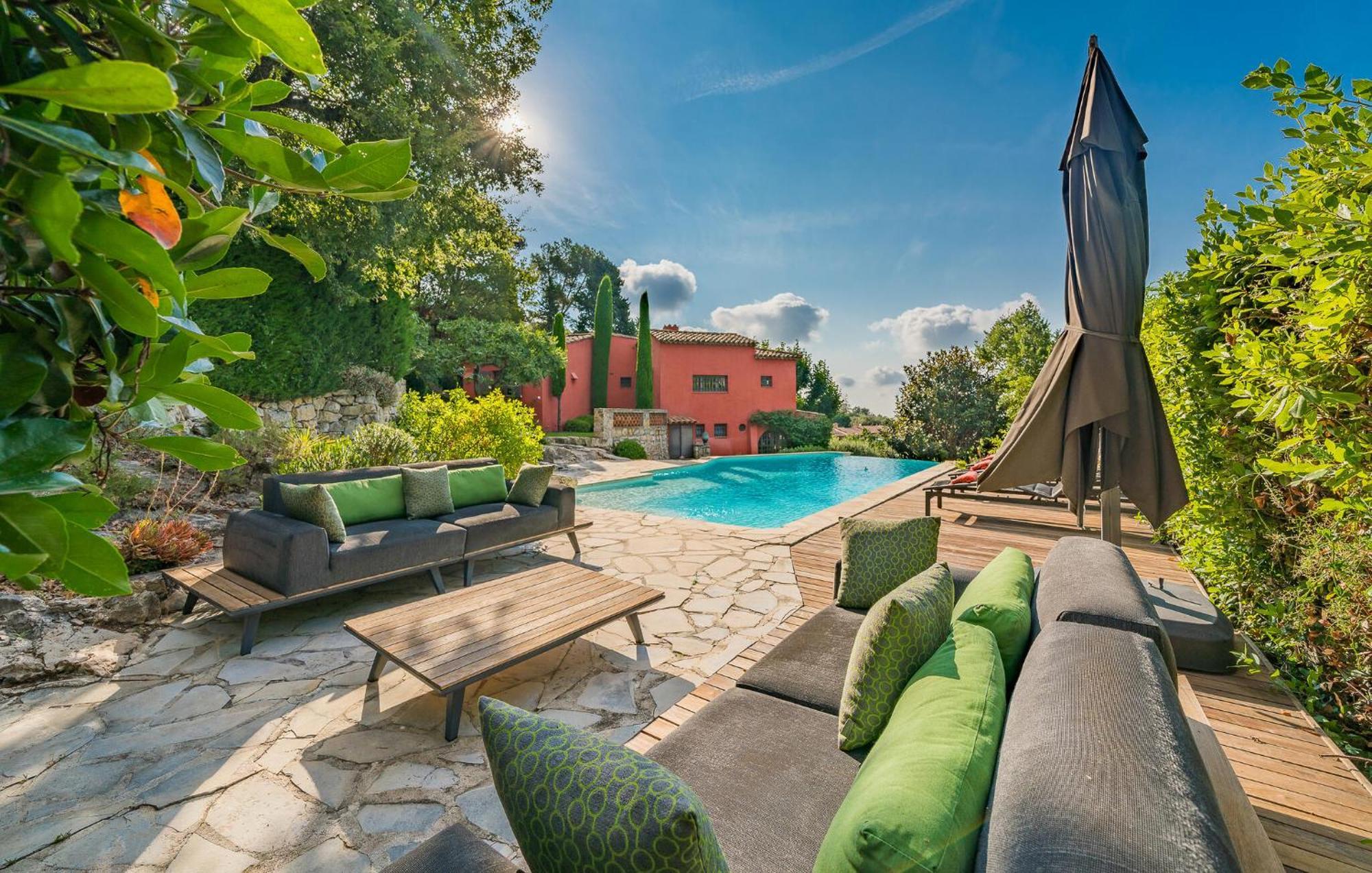 Gorgeous In Chateauneuf-grasse Opio